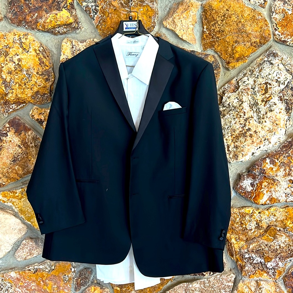 Armando Florenzi tuxedo in excellent condition!